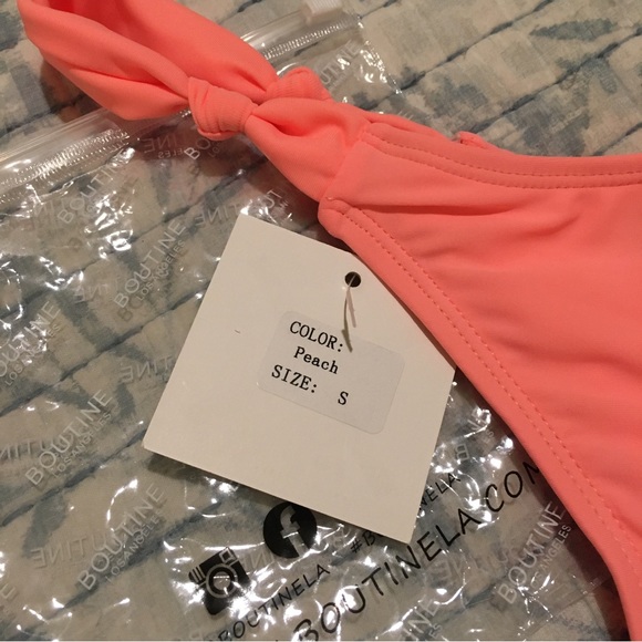 BoutineLA Twist Bottom; Peach; Size: Small - Picture 4 of 4